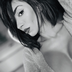 evelyne92 (Evelyne92) OnlyFans Leaked Content 

 profile picture